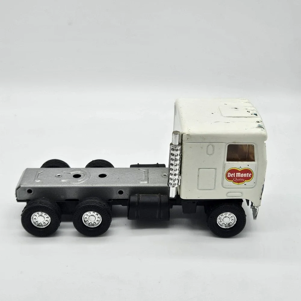 Vintage Ertl Del Monte Quality Kenworth Cabover Semi Truck Diecast Stk #200 USA